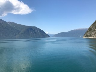 Obraz premium Norway river Moutain 