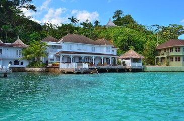 Fototapeta na wymiar magnificent blue lagoon architecture in Jamaica