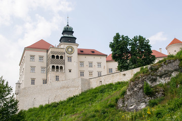 Zamek Pieskowa Skała. Ojcowski Park Narodowy.