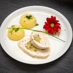 Posiłki i dania w restauracji