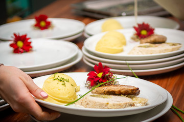 Posiłki i dania w restauracji