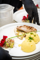 Posiłki i dania w restauracji