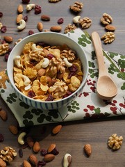 아침식사, 씨리얼과 견과류