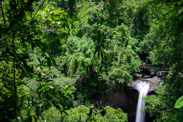 タイ・滝・自然・カオヤイ国立公園(ターンラタナー滝)