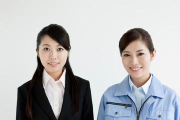 ビジネスウーマン2人