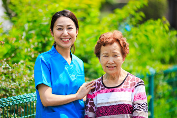 医療・介護・女性