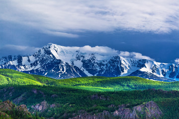 Fototapeta premium The North Chuyskiy mountain range. mountain Altai