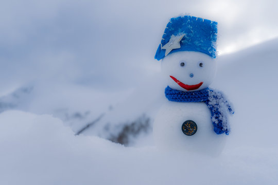 Image of a snowman. Handiwork.