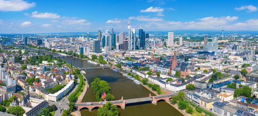 Frankfurt am Main skyline on a sunny day - obrazy, fototapety, plakaty