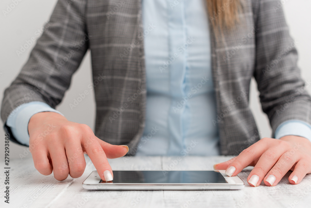 Wall mural business woman sitting with mobile phone on the table. business concept with communication mobile ph