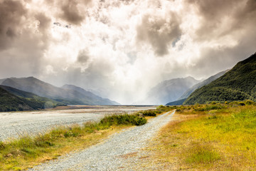 Fototapeta na wymiar dramatic landscape scenery Arthur's pass in south New Zealand