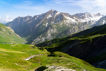 Fototapeta na wymiar Mountain view in the French Alps