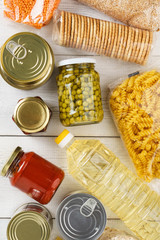 Various uncooked cereals, grains, pasta and canned food.