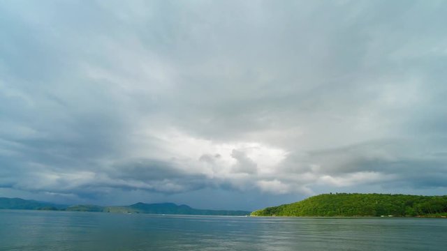 cloudy weather scenes on lake jocassee south carolina