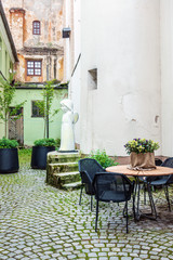 Obraz premium VILNIUS, LITHUANIA - September 2, 2017: Restaurants in Old Town Vilnius, Lithuanian