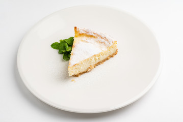 cheesecake with mint