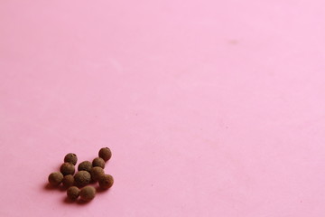 Jamaican pepper ideal for cocktails with vodka....