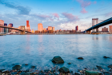 Manhattan Skyline from Pebble Beach in Brooklyn, United States.