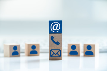 Hotline support contact communication concept