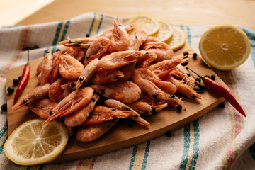 shrimp and lemon and pepper