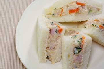 ポテトサラダのサンドイッチ