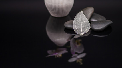 Hot Stones mit Hintergrund 