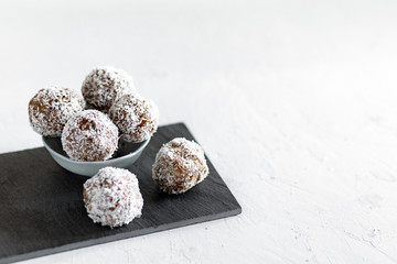 energy balls with coconut