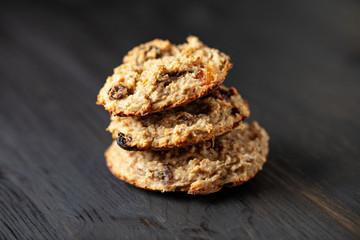 Fresh raisin cookies