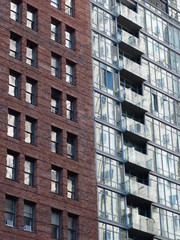 Facades de batiments en contraste
