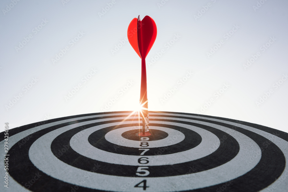 Aufkleber bullseye is a target of business. dart is an opportunity and dartboard is the target and goal. so bo