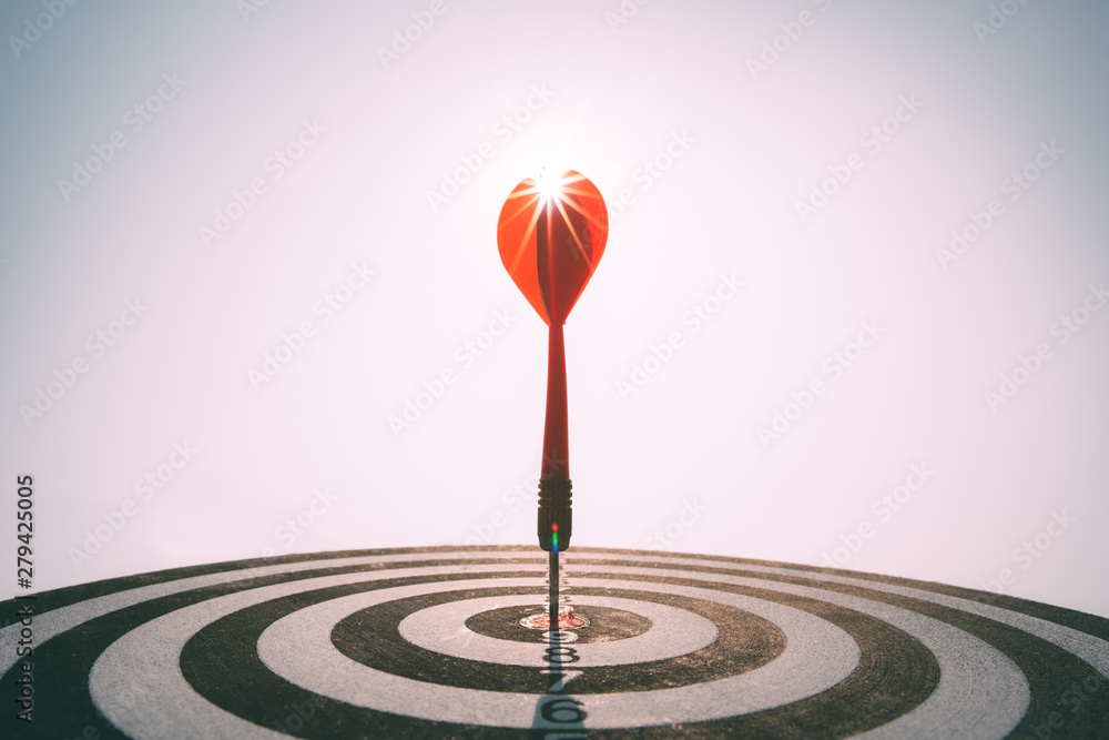 Aufkleber bullseye is a target of business. dart is an opportunity and dartboard is the target and goal. so bo