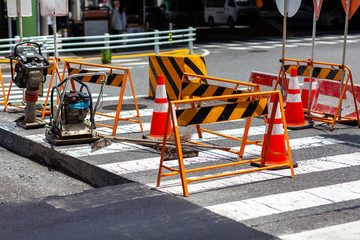 道路工事　建設　ラッシュ