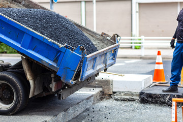 道路工事　建設　ラッシュ