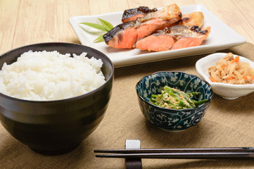 和食の朝食イメージ
