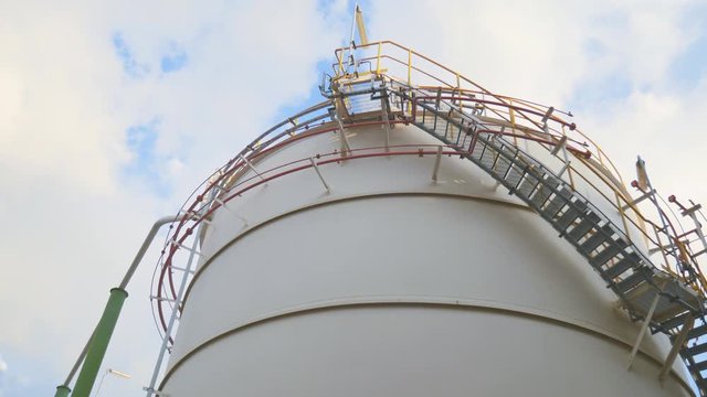 Oil or chemical tank storage in refinery plant