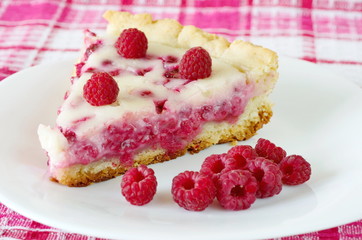 cake with raspberry and blackberry