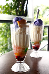 Filipino cold snack food called “Halo Halo”