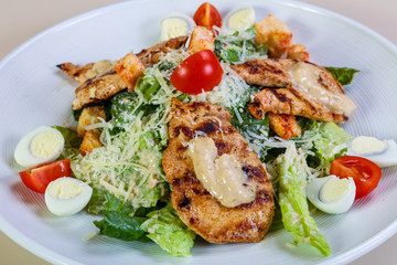 Caesar salad with chicken