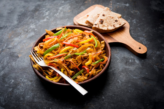 Leftover Chapati noodles also known as fodnichi holi or Upma is a great substitute for traditional unhealthy noodles for kids, selective focus