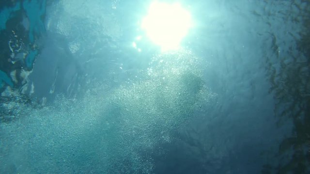 Plunging in water from bellow - Gopro 7 Black 4K - slow motion 29.97 fps shot at 50 fps