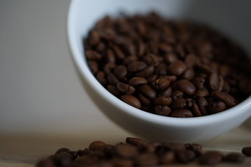 Kaffeetasse mit Kaffeebohnen