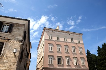 Croatie : Vieille ville de Pula (Istrie)