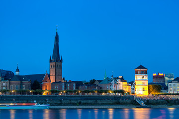 Naklejka premium Dusseldorf downtown, Dusseldorf downtown at night, Dusseldorf altstadt, Dusseldorf downtown at night and day time
