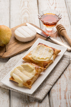 puff pastry with pears honey and tomino cheese