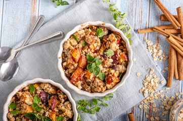 Baked oatmeal with fruit and maple syrup