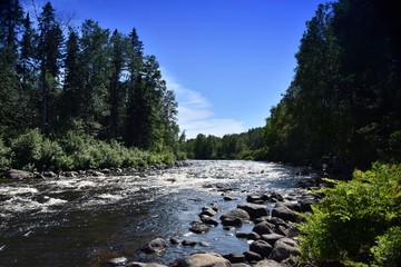 Magnifique rivière du Québec, Canada