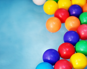 Plastic colored balls in the children's pool