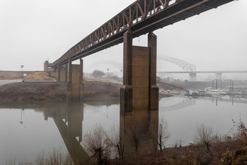 Fototapeta na wymiar Long bridge over Mississippi river