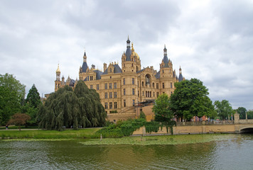Fototapeta na wymiar Schweriner Schloss, Mecklenburg-Vorpormmern