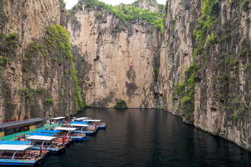 The lake in the middle of the gorge